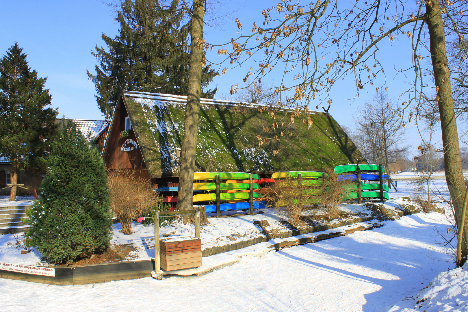 Winterliches Bootshaus Burg im Spreewald