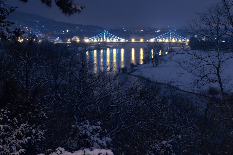 Winterliches Dresden - Blaues Wunder