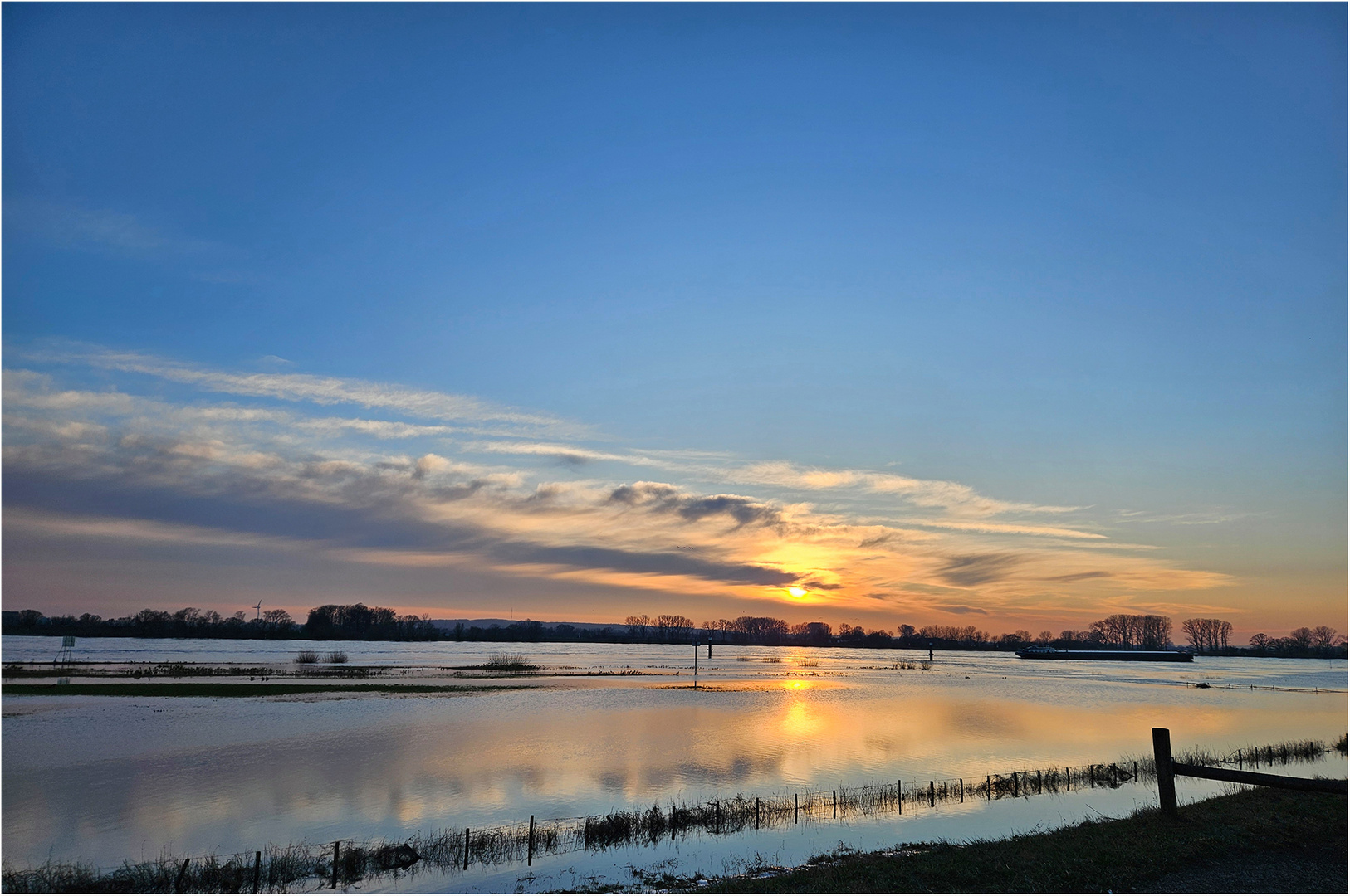 winterliches Hochwasser