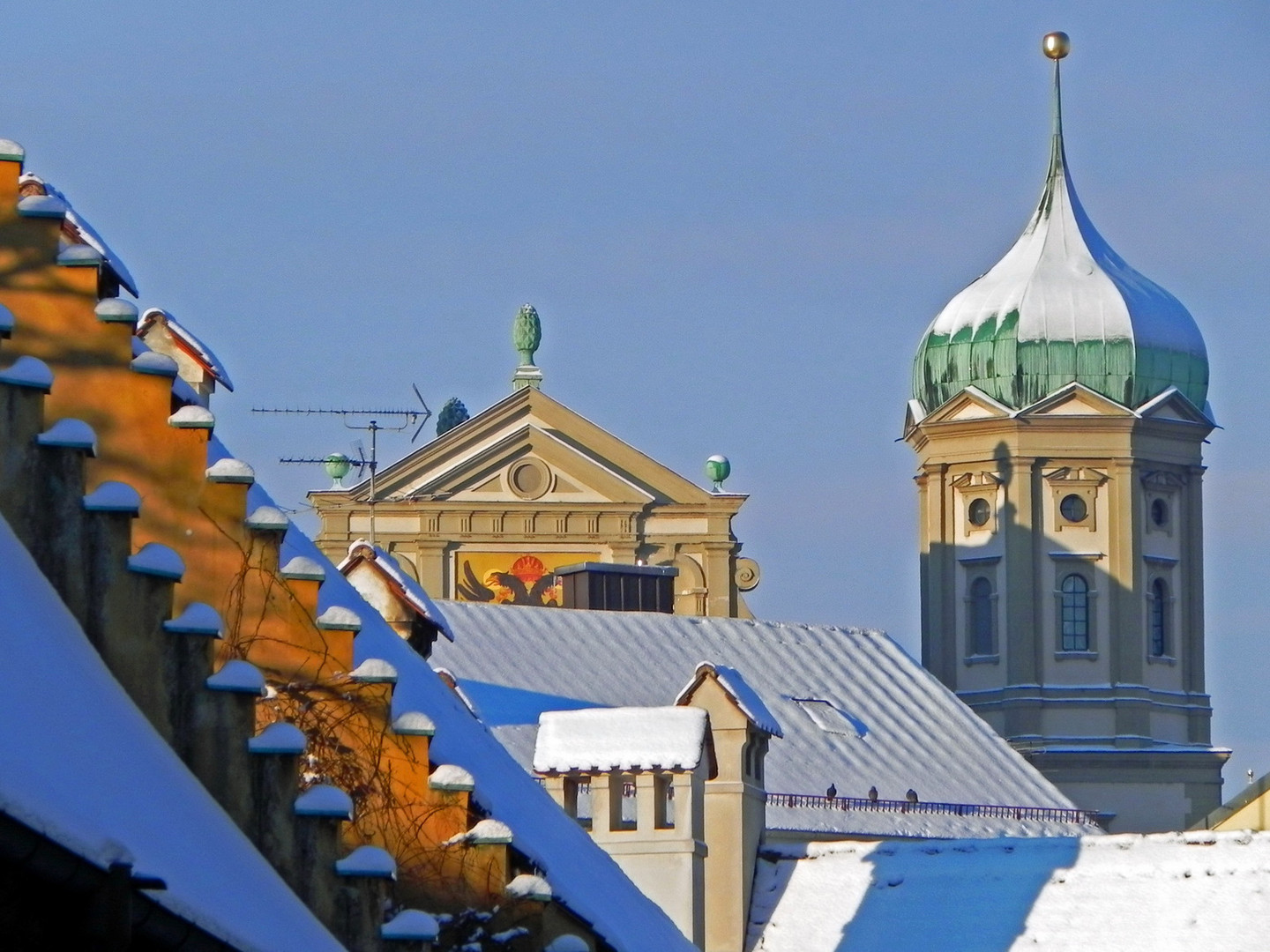 winterliches Rathaus