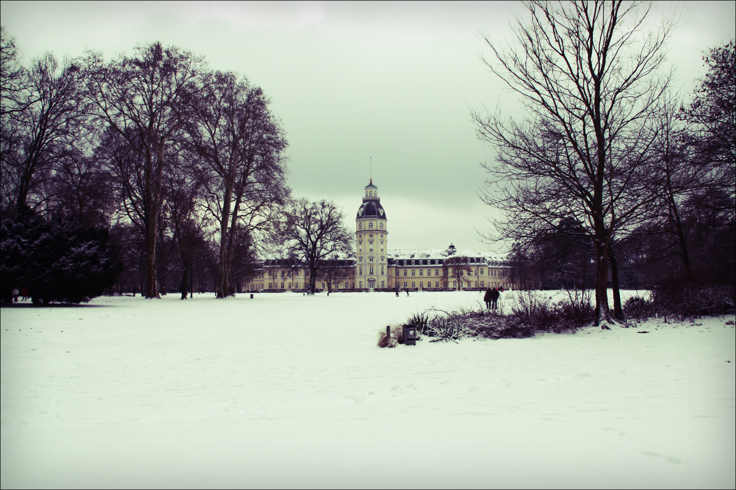 winterliches Schloss Karlsruhe