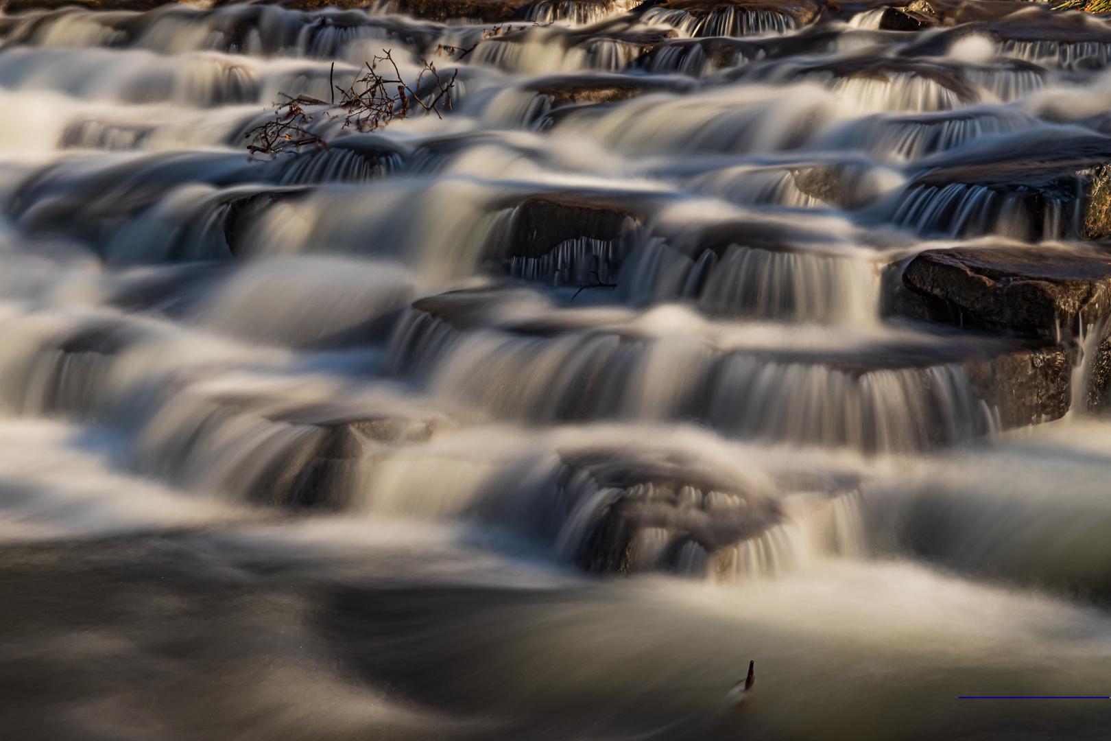 *** Winterlicht am Wasserfall ***