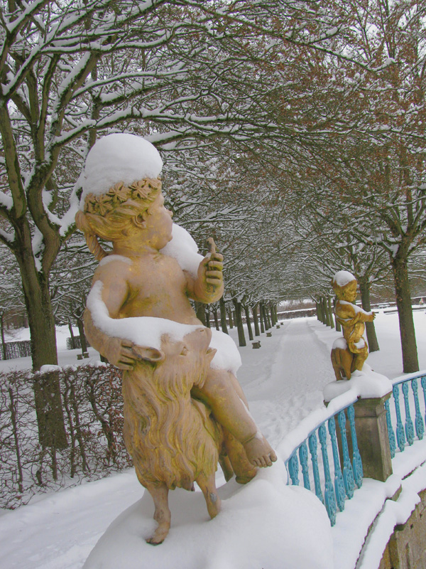 Wintermodenschau im Park