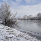 Wintermorgen am Fluß