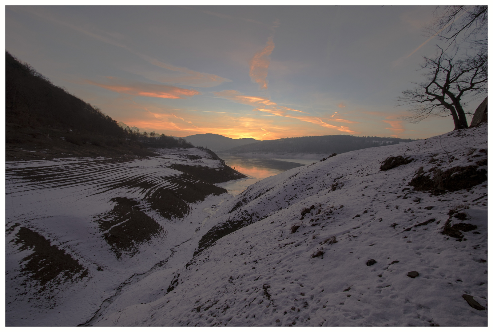 Wintermorgen am See