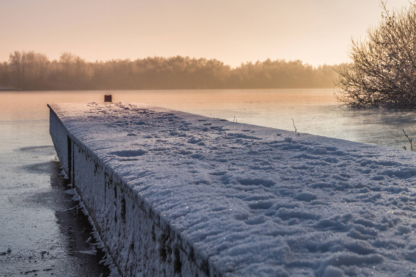 Wintermorgen am Timmeler Meer