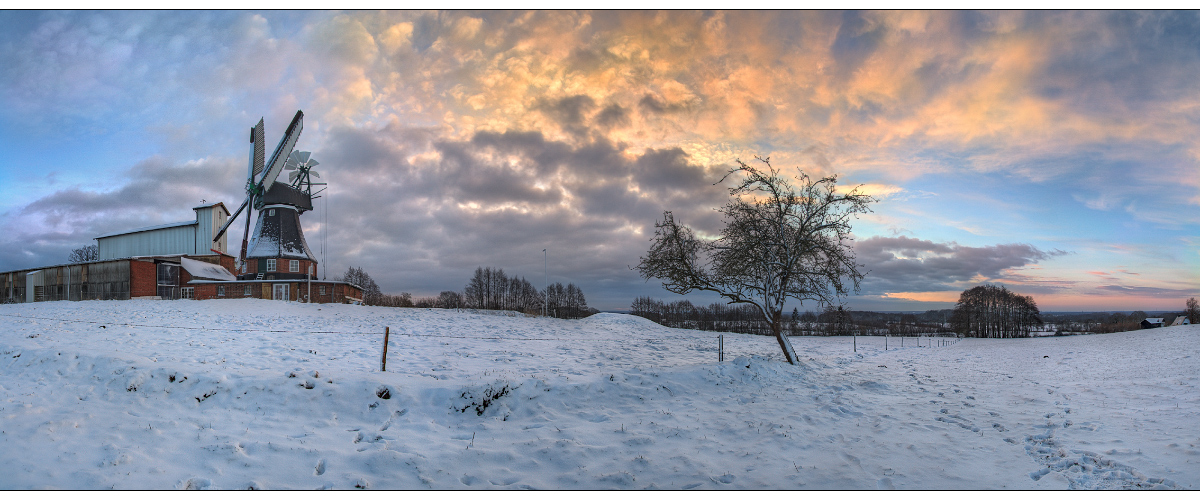 Wintermorgen an der Götzberger Mühle