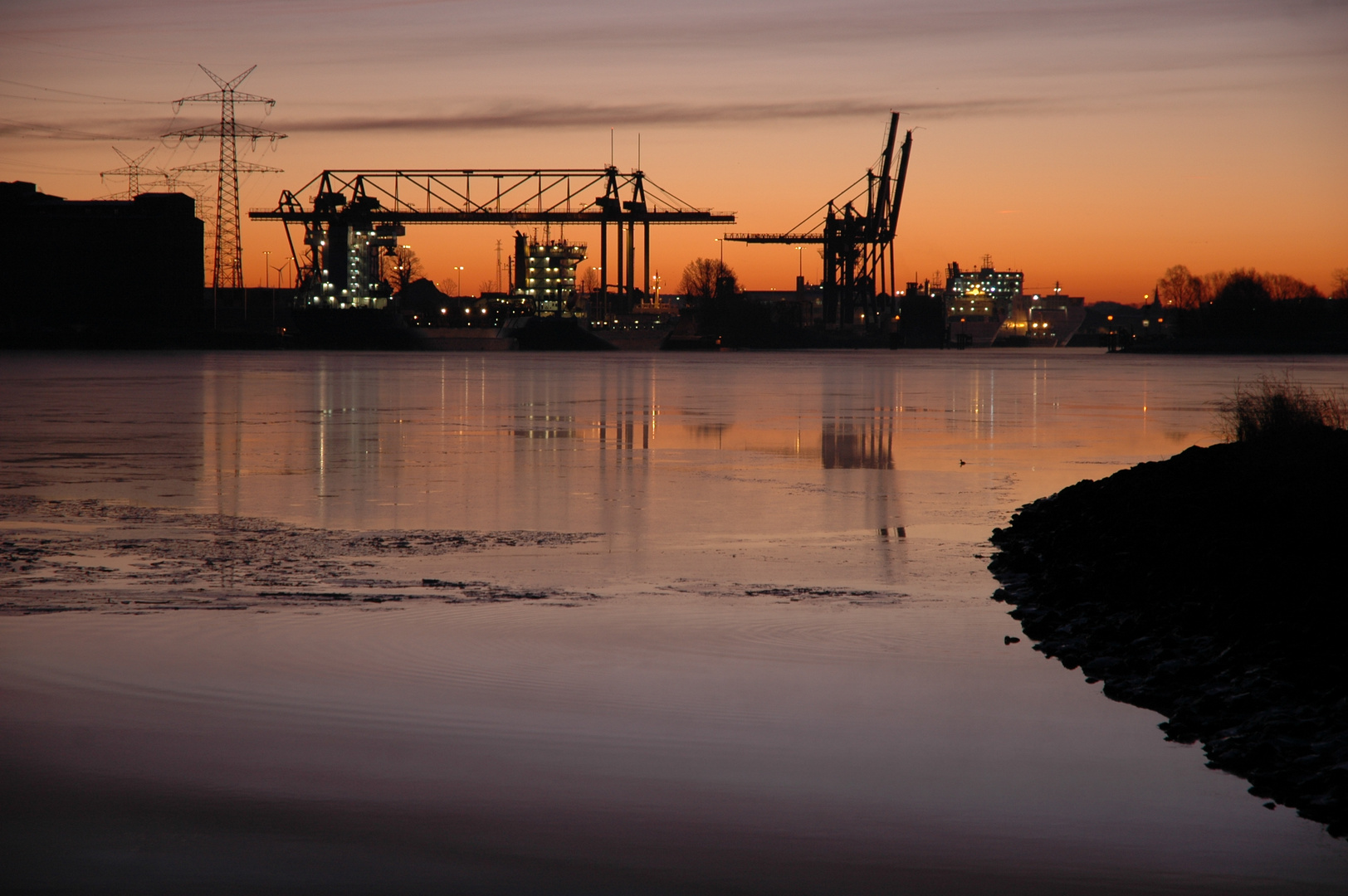 Wintermorgen an der Trave