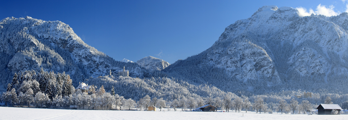 Winterpanorama am Schloss