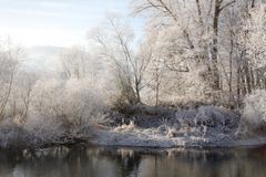 winterruhe am fluß