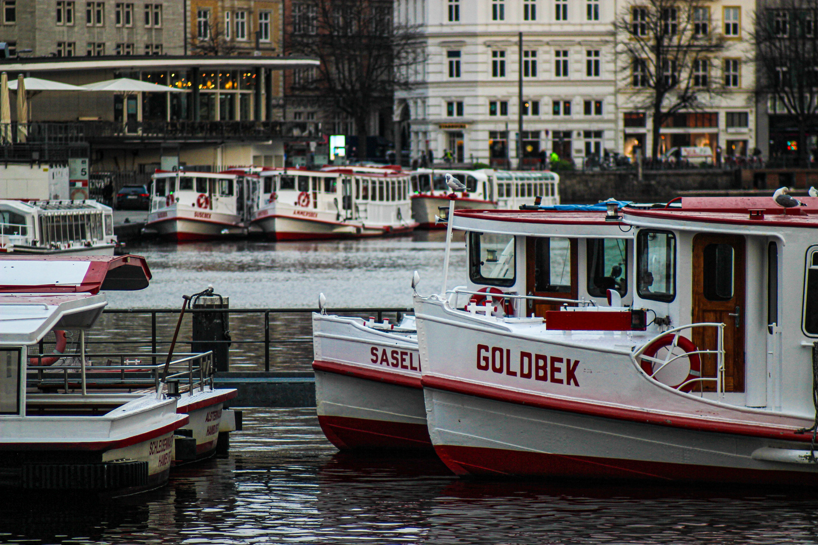  Winterruhe der Rundfahrtschiffe ...