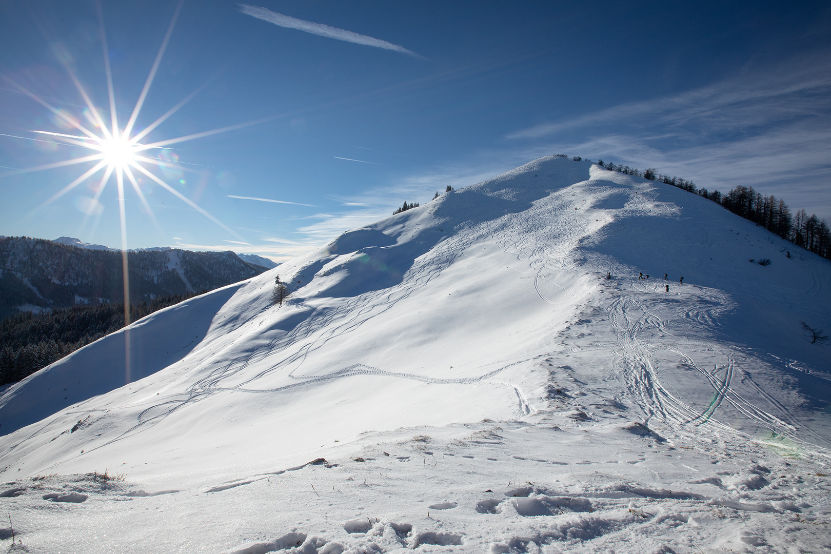 Wintersonne am Berg