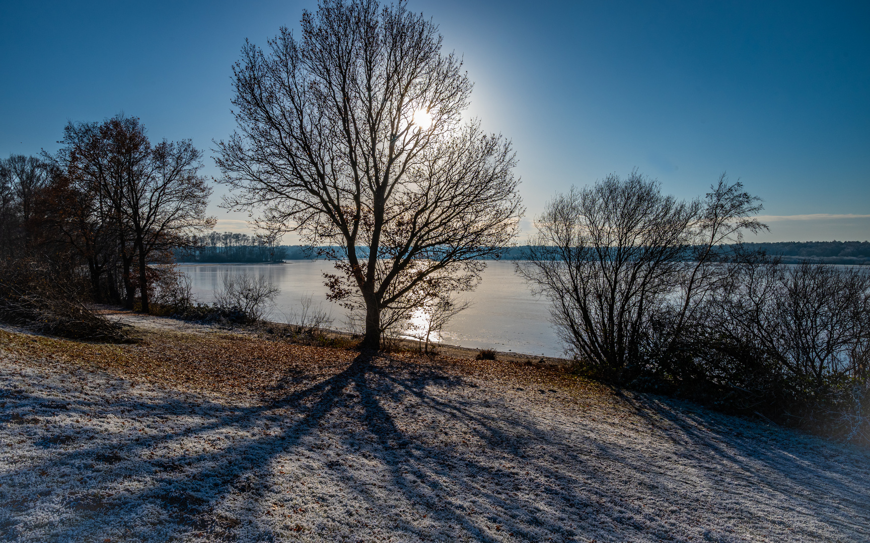 Wintersonne an der Thülsfelder Talsperre