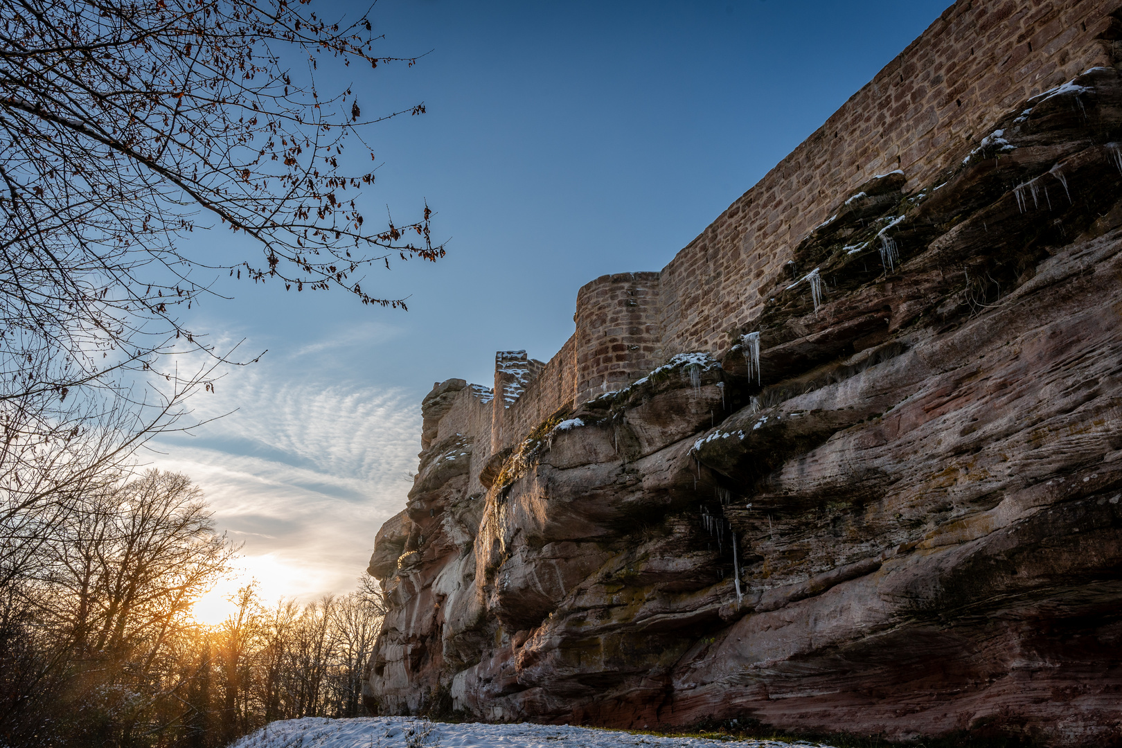 Wintersonne an der Wegelnburg