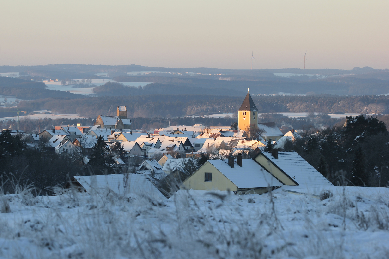 Wintersonnenaufgang über Leonberg/Opf. III