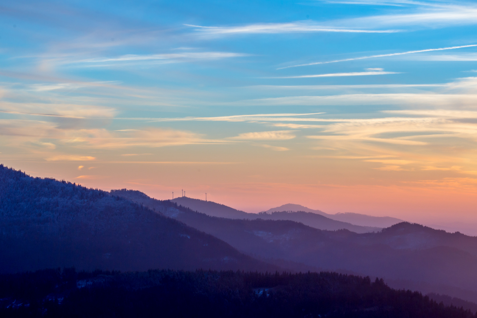 Wintersonnenuntergang auf dem Hörnleberg