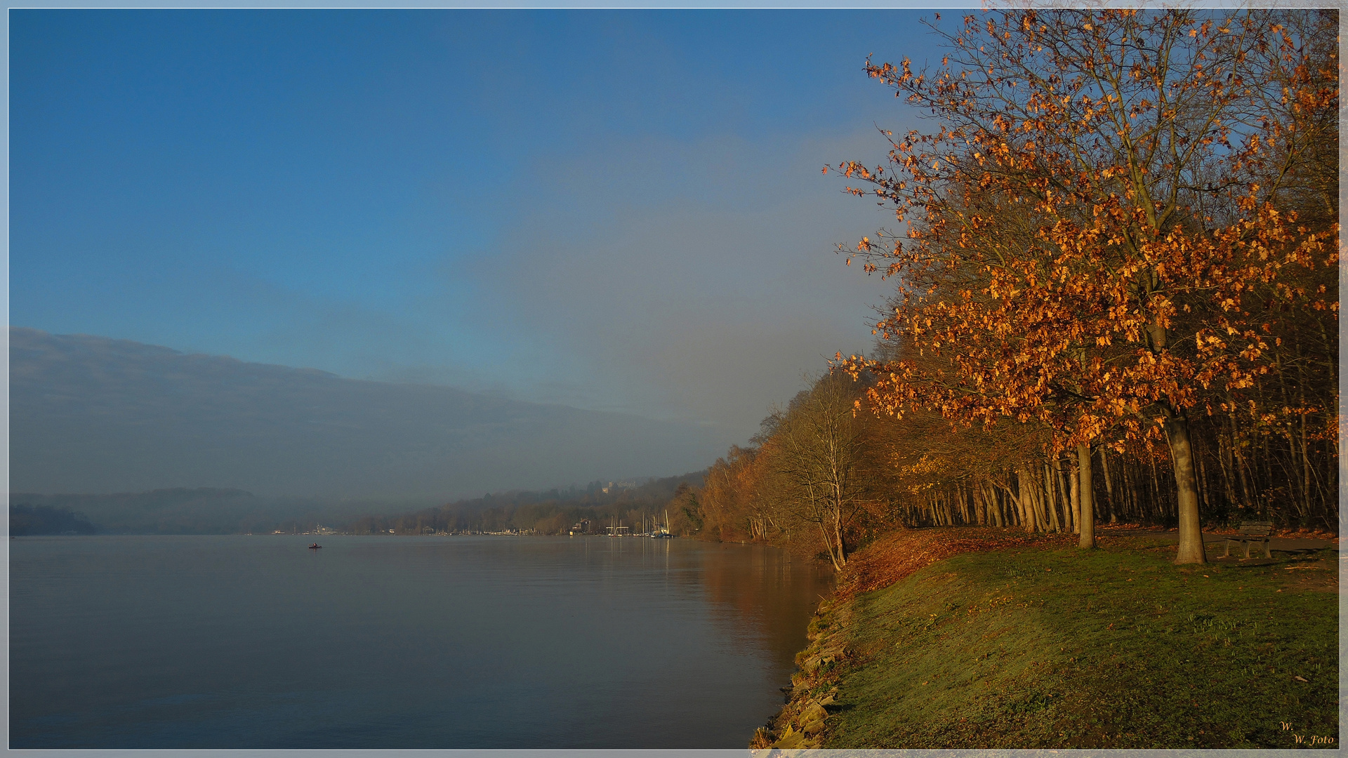 Winterspaziergang am See