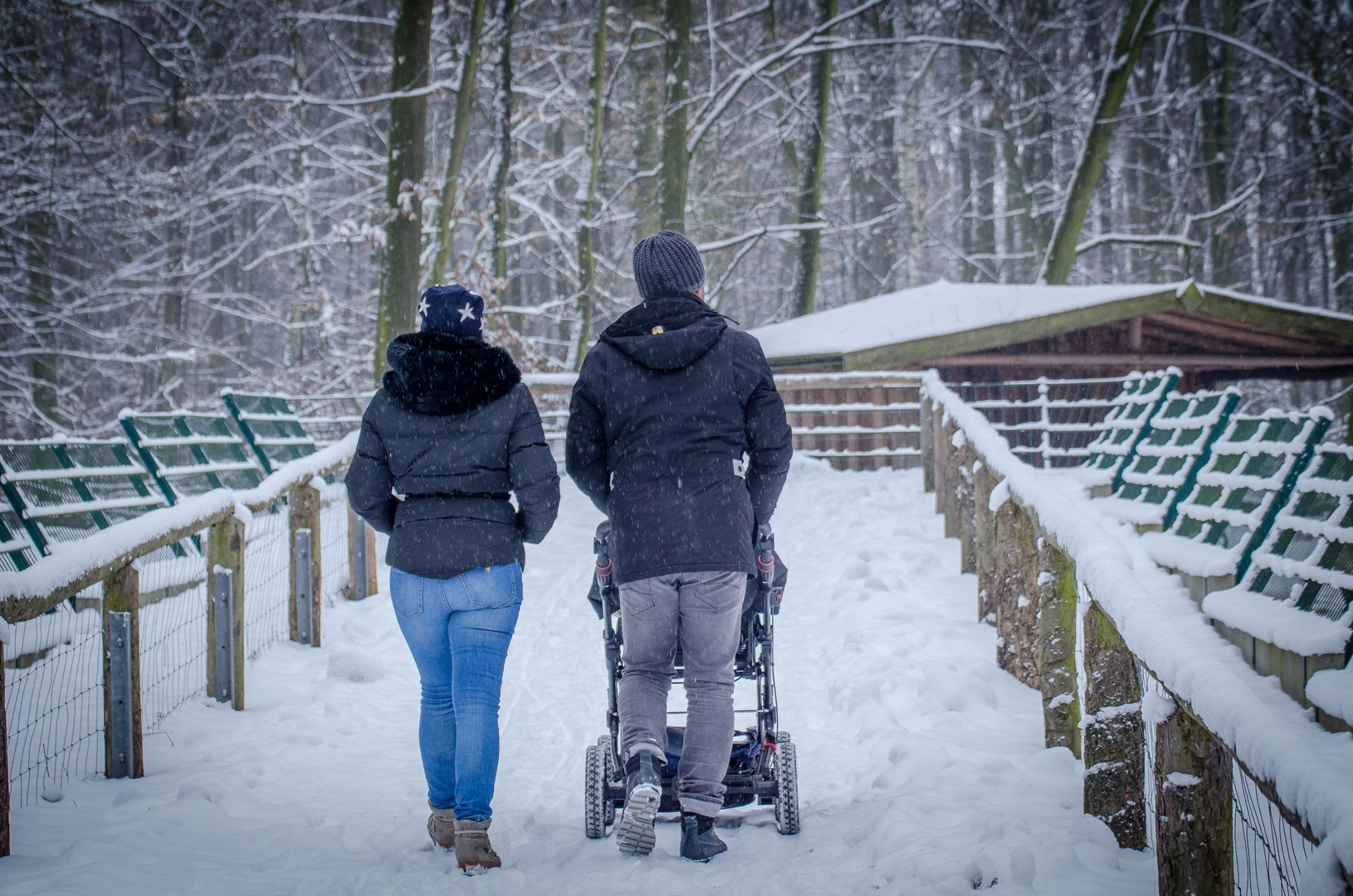 Winterspaziergang in Familie