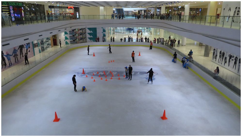 "Wintersportzentrum" Bangkok