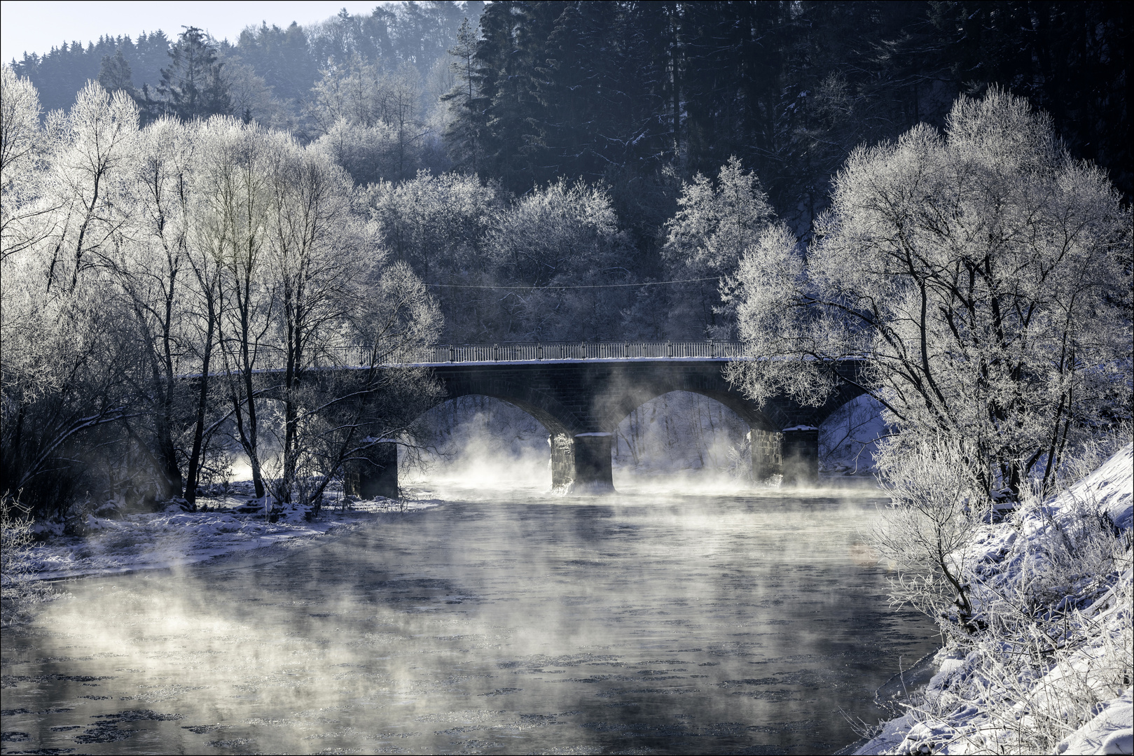 Winterstimmung an der Ederbrücke...
