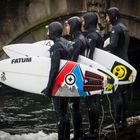 Wintersurfer warten auf ihren Einsatz