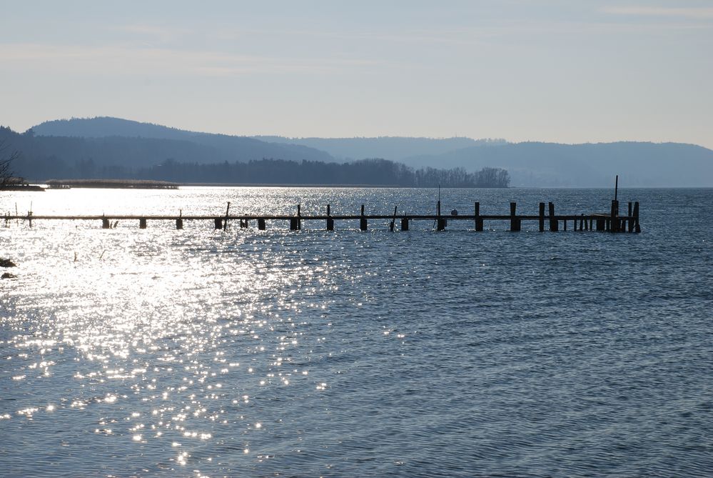 Wintertag am Bielersee im Schweizer Seeland