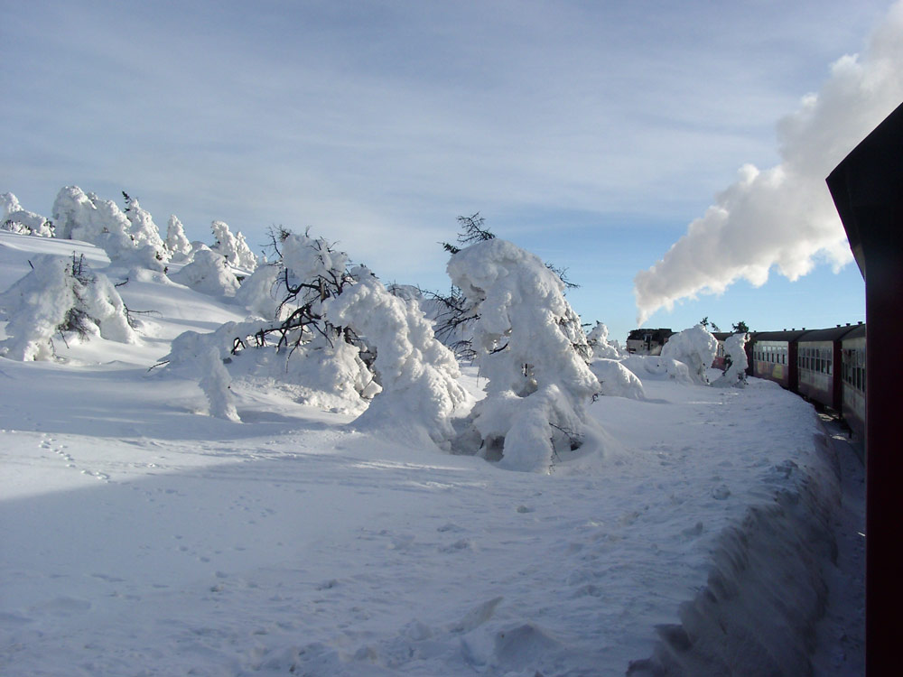 Wintertag auf dem Brocken: Nostalgie und Naturgewalt