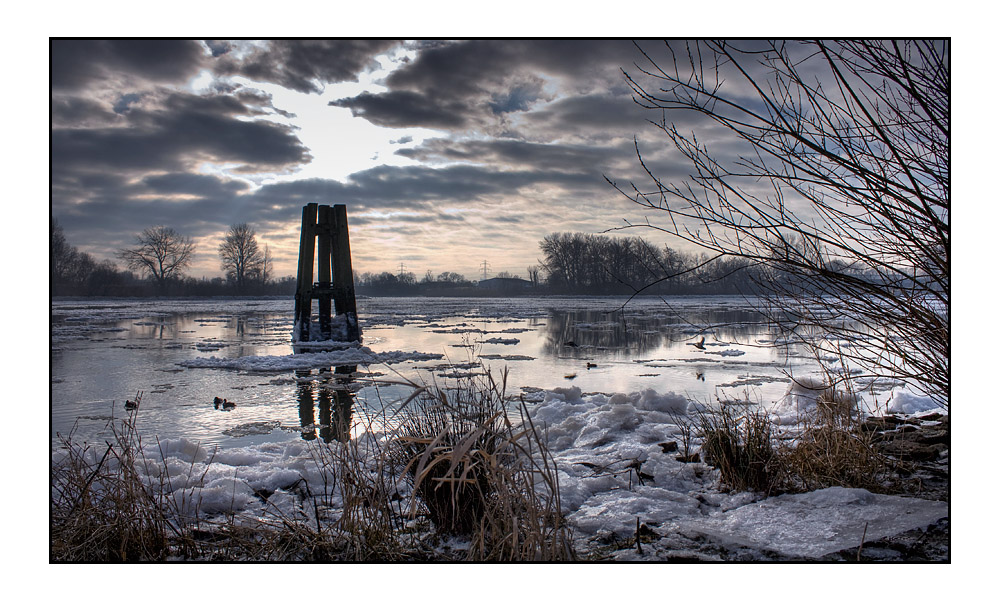 Wintertraum an der Elbe