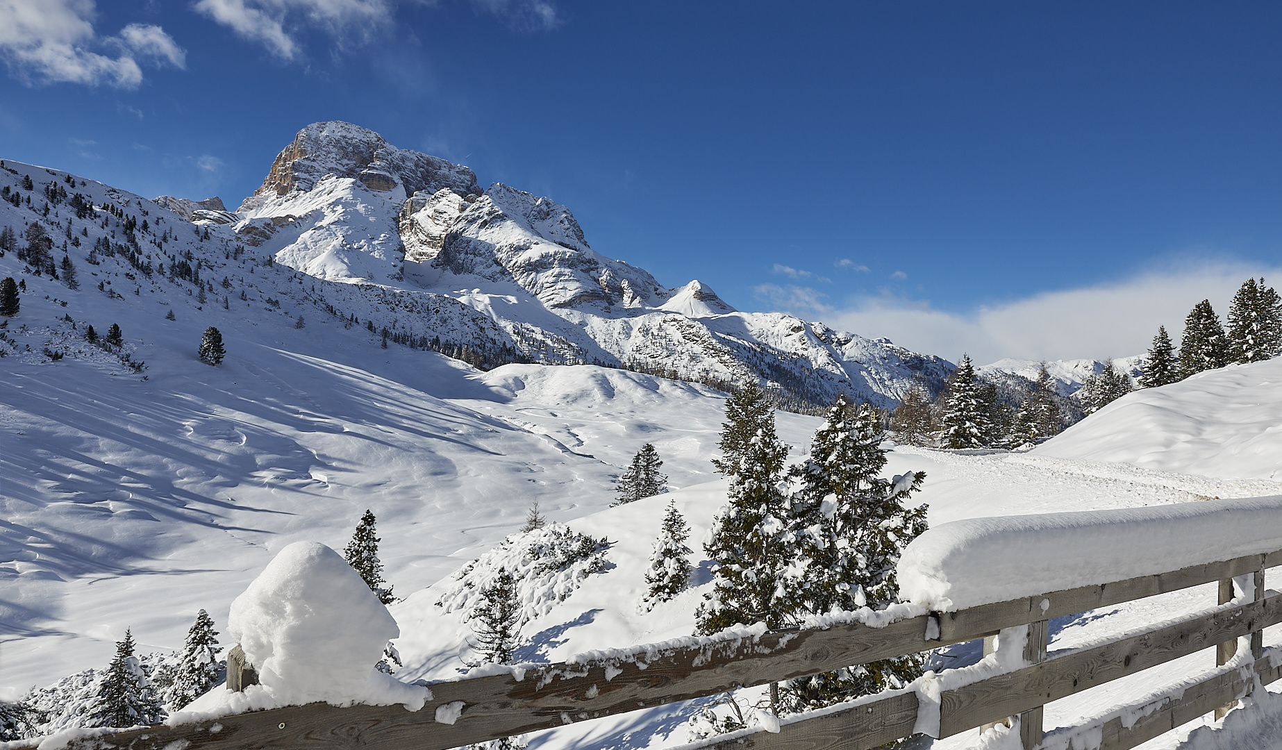 Wintertraumland Dolomiten, von so einem Winter können wir nur träumen.