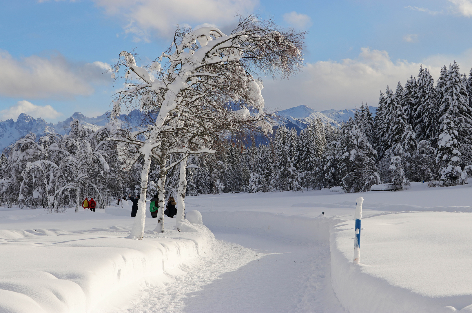 Winterwege die Spass machen