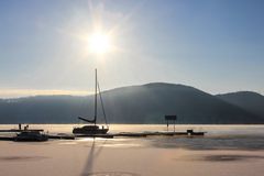 Winterwunderland - die eingefrorenen Boote