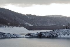 Winterwunderland - tiefgefrorener Edersee