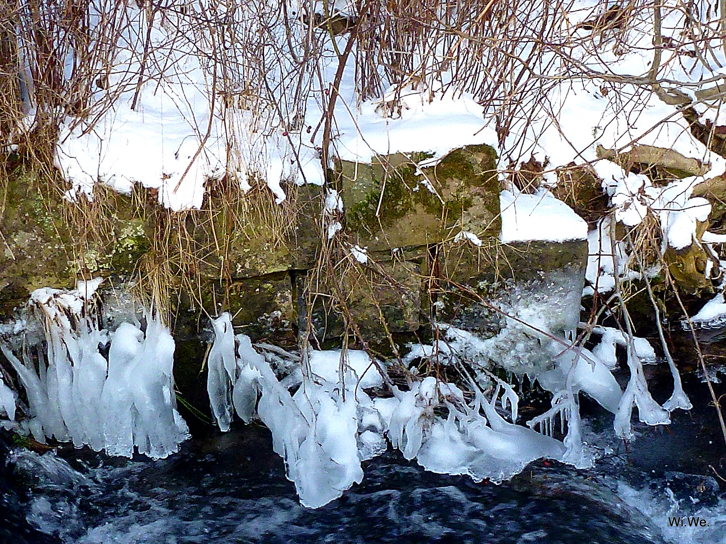 -Winterzauber an der Ufermauer-