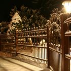 Winterzaun bei Nacht