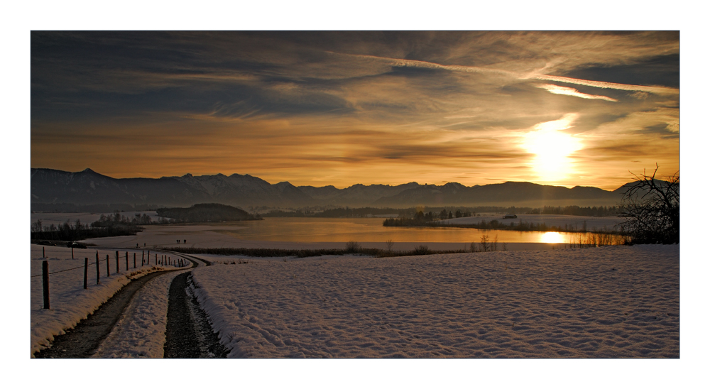 Wintry Sunset - Wintersonnenuntergang