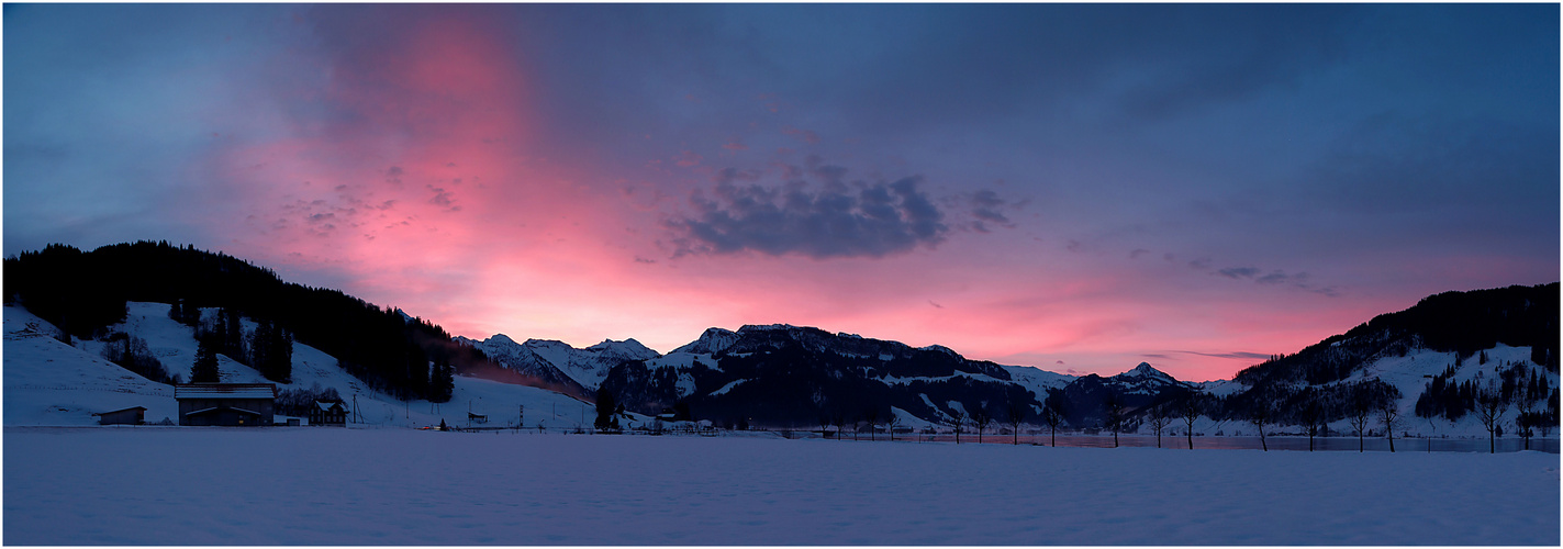 Wir bleiben wach bis die Wolken wieder Lila sind .......