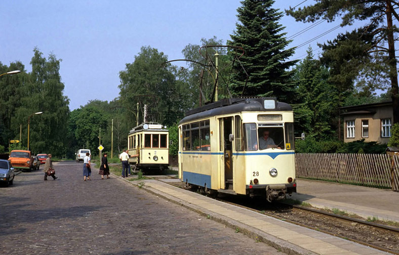 Wir fahren lieber mit dem Alten . . .