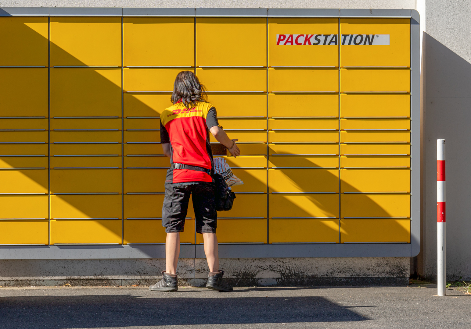 Wir packen das Foto & Bild | streetfotografie mit menschen, dhl ...