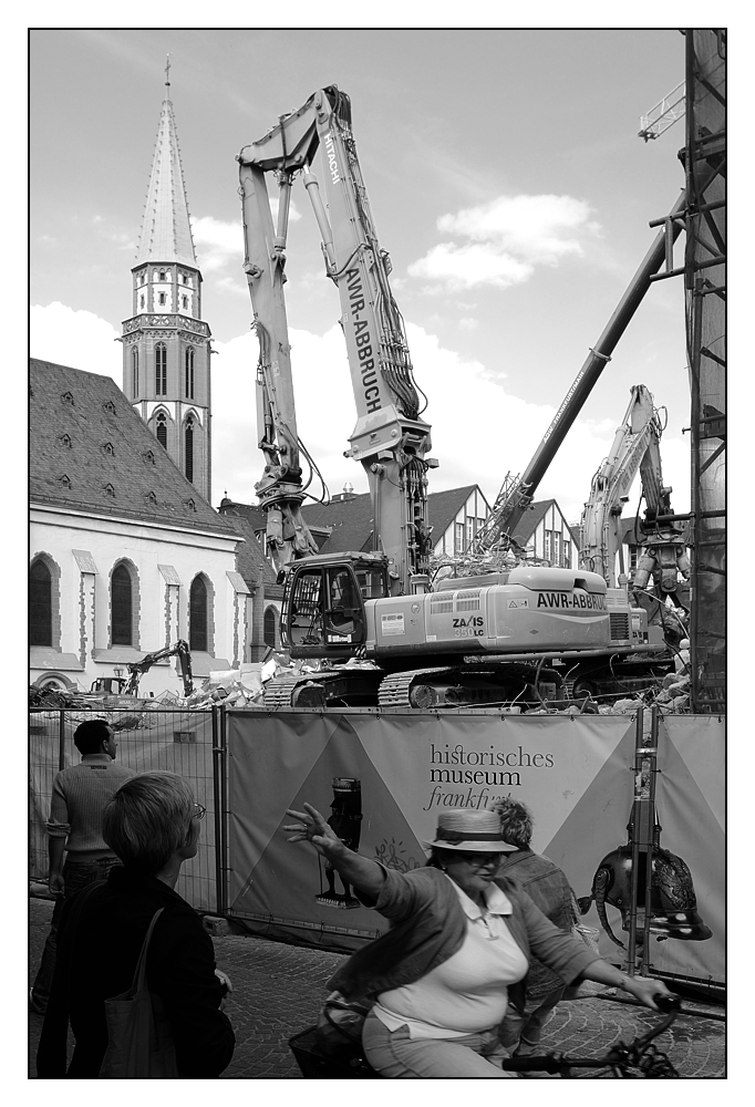 Wir reißen Frankfurt ab........