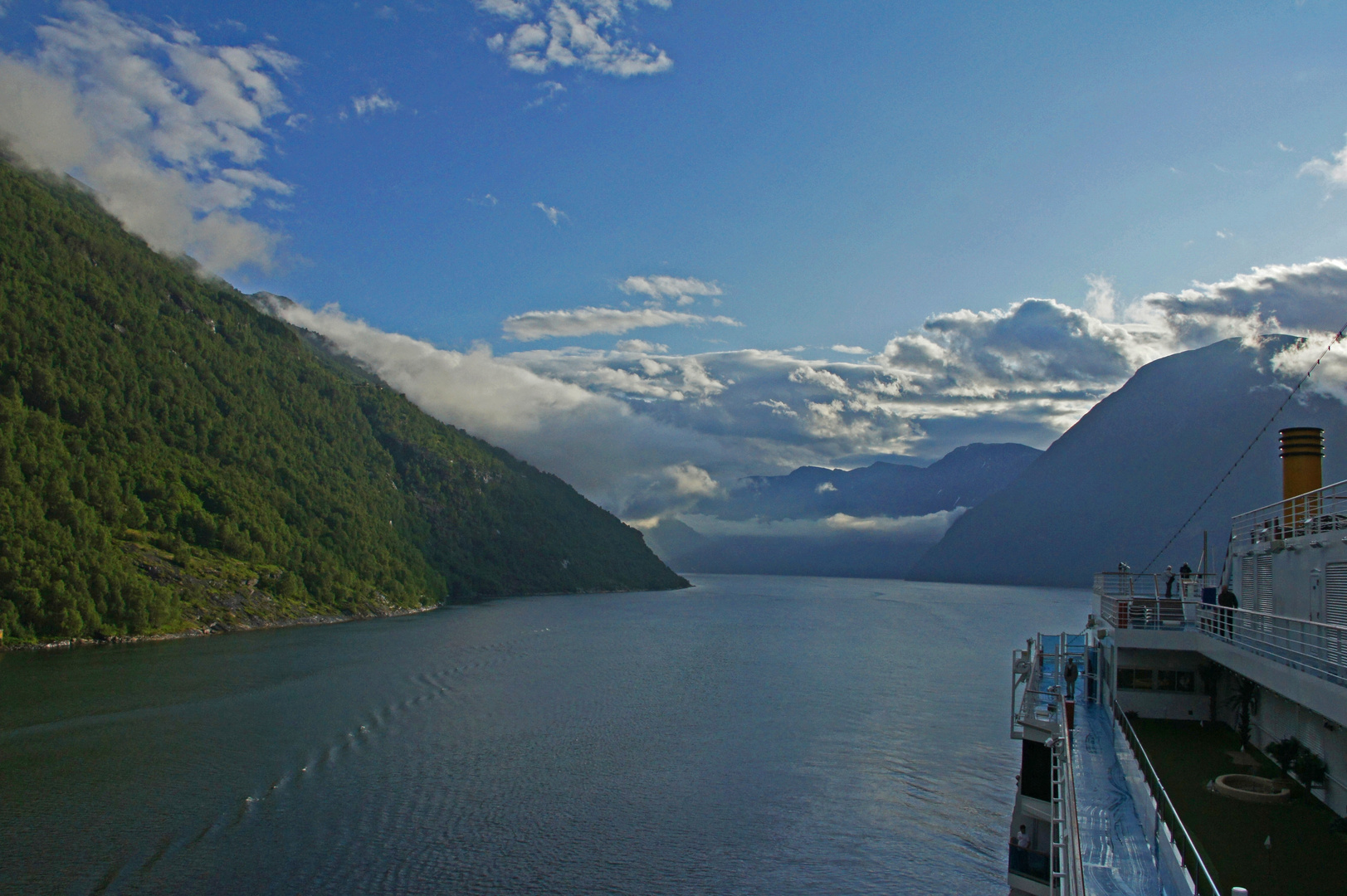 Wir verlassen Geiranger