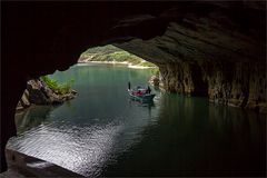 Wir verlassen wieder die Grotte