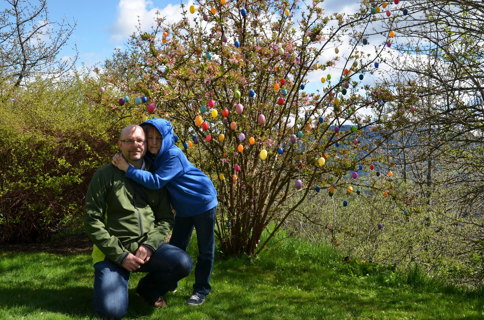 Wir wünschen Euch allen ein schönes,friedliches Osterfest!