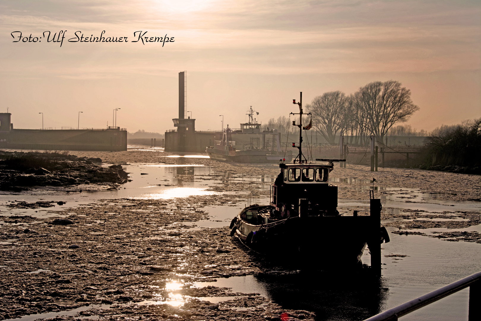 Wischhafen-Glückstadt beim Fähranleger