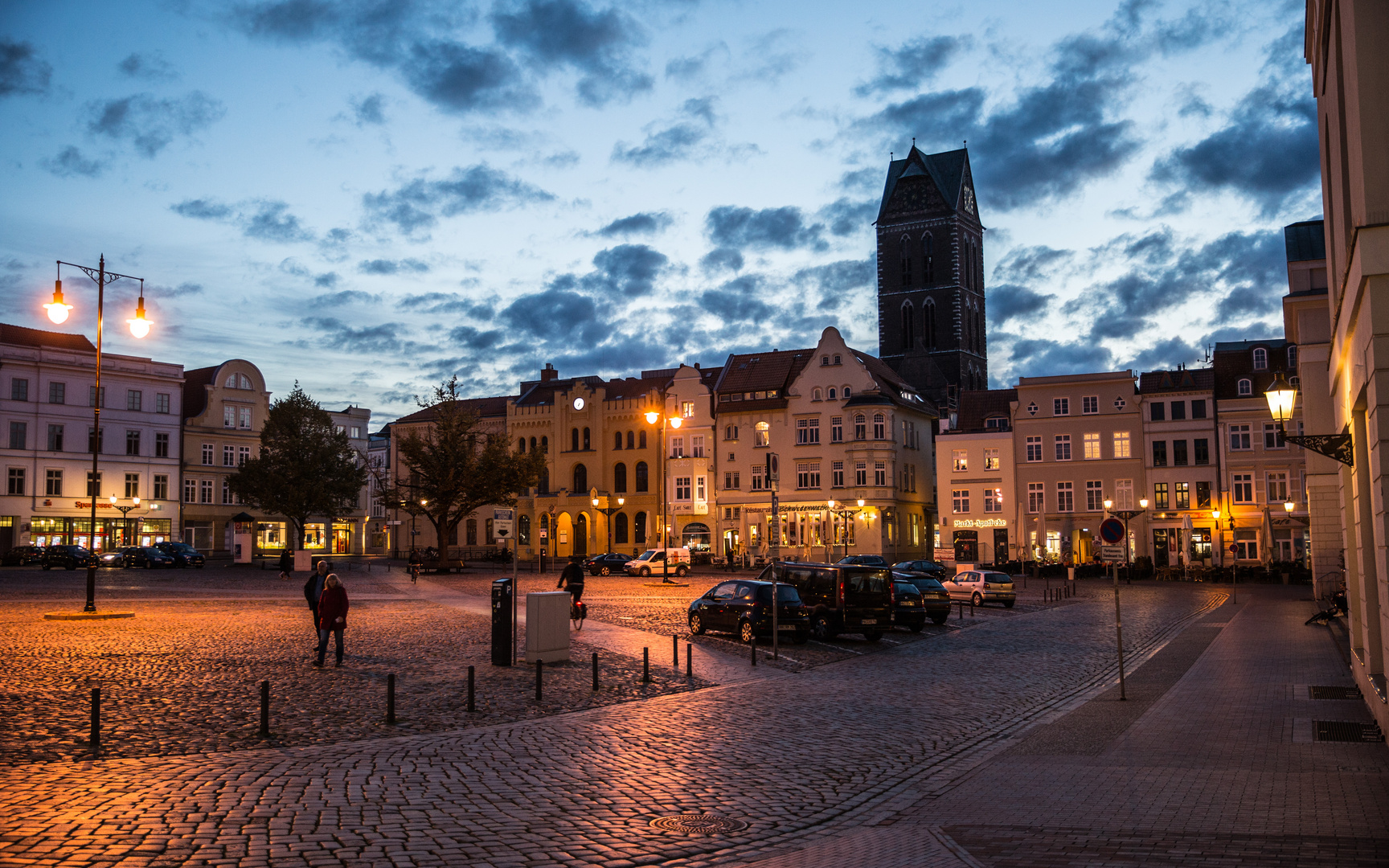 Wismar bei Nacht