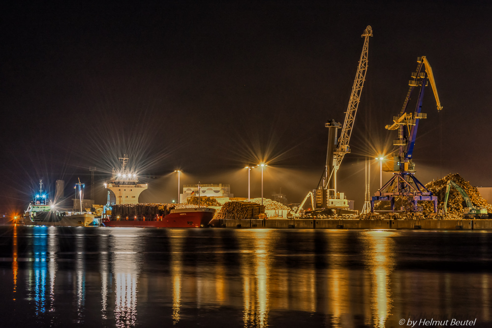 Wismar Hafen bei Nacht