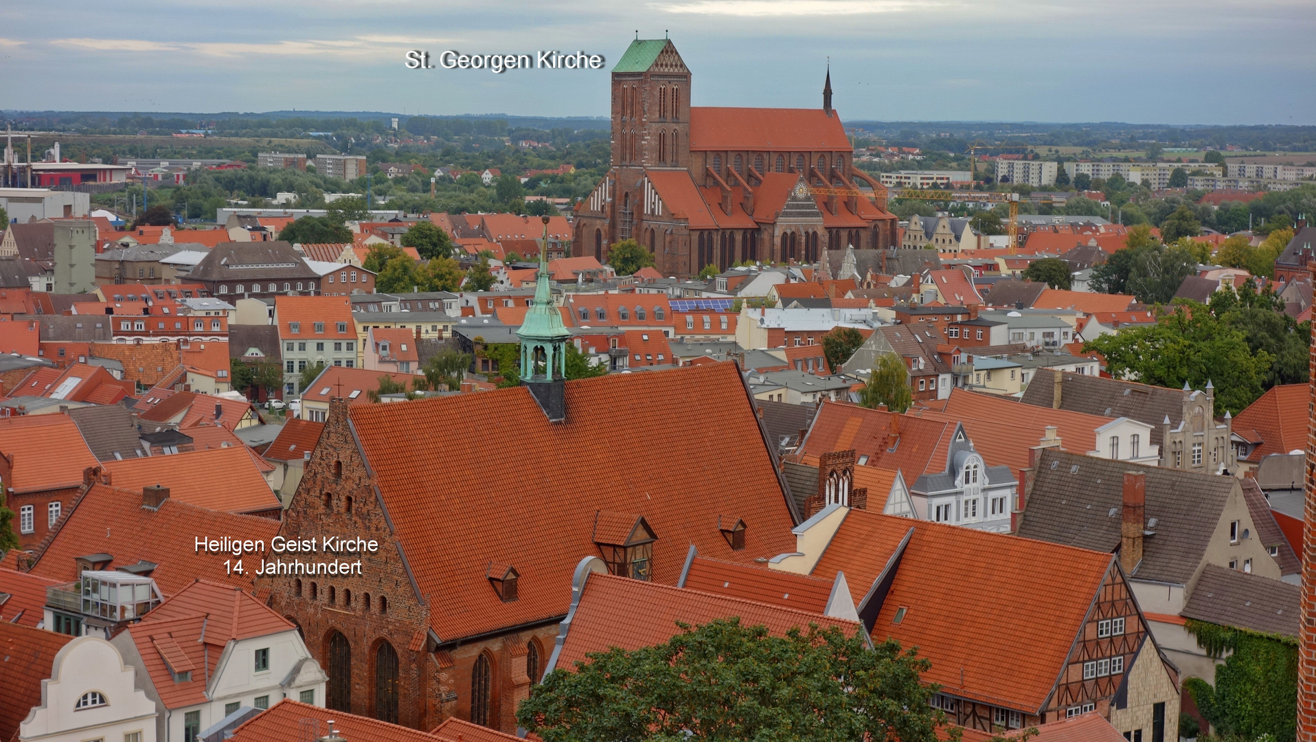 --Wismar-- Überbick von St.Nikolai Kirche -03-