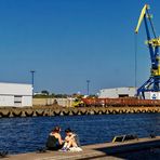 WISMAR. ZWEI VOM HAFEN. AHNUNGSLOS.