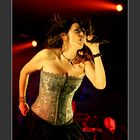 WITHIN TEMPTATION live on stage