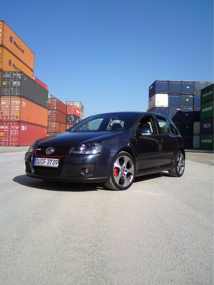 Wo bleiben die Gegner? (Golf GTI - Container)