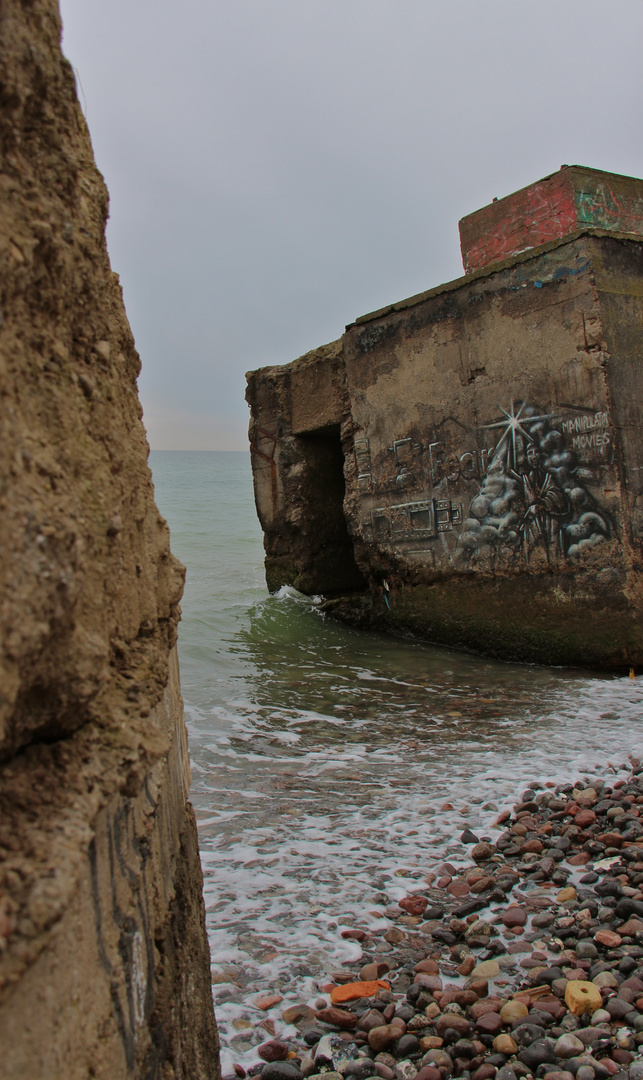 ..wo die Bunker ins Meer stürzen